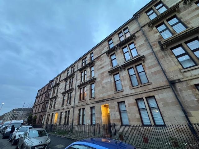 Apartment at Daisy Street, Glasgow