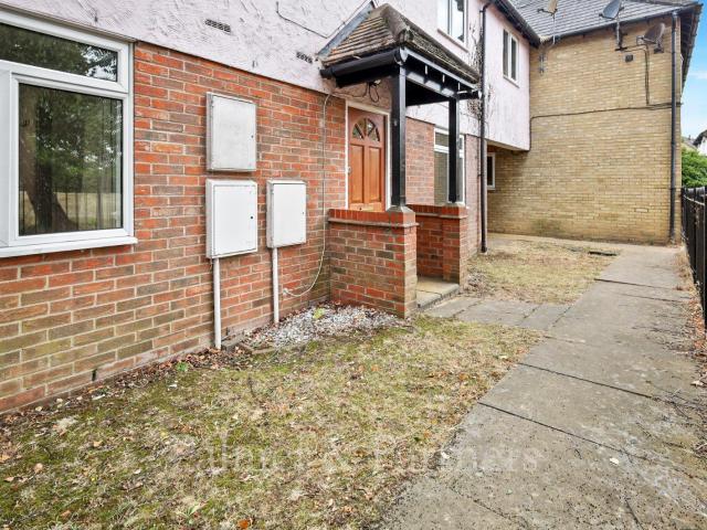 Apartment at Dale Close, Colchester