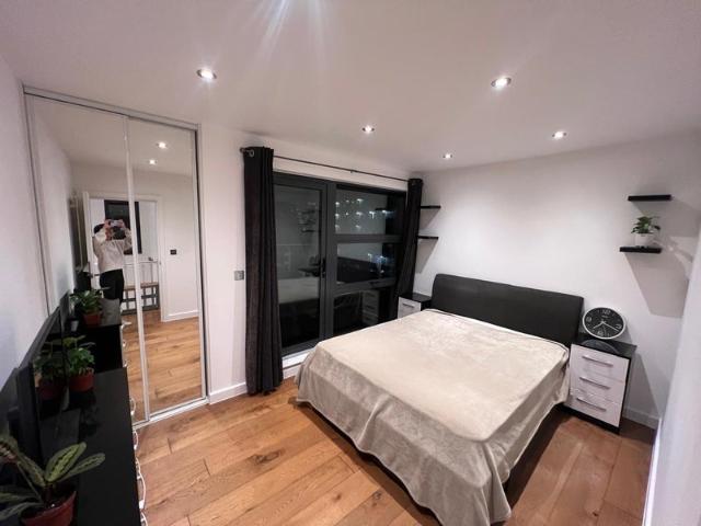Apartment at Damien Street, Greater London