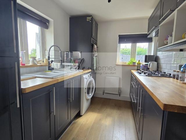 Apartment at Daniels Road, Stroud