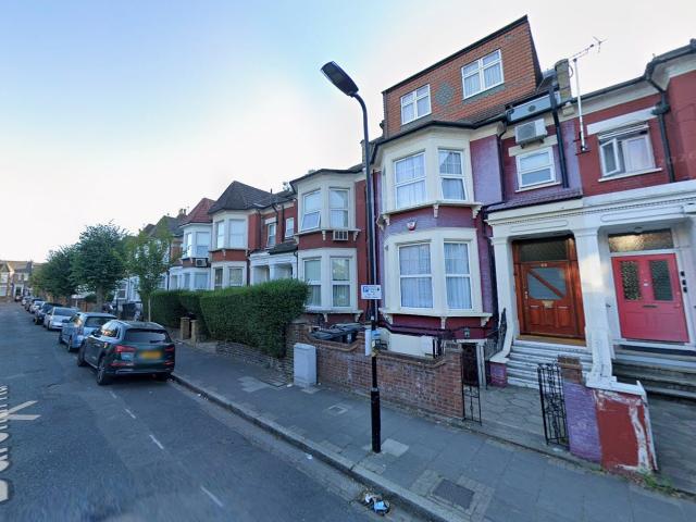 Apartment at Darenth Road, Greater London