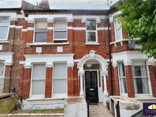 Apartment at Devereux Road, Greater London