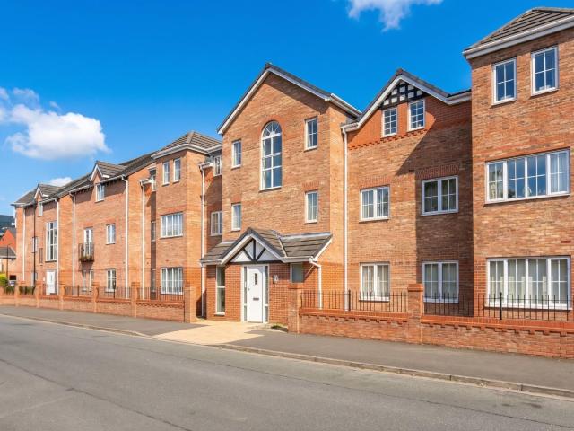 Apartment at Devonshire Road, Trafford