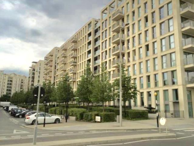 Apartment at De Coubertin Street, Greater London