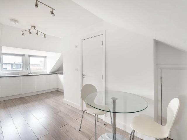 Apartment at Deacon Road, Greater London