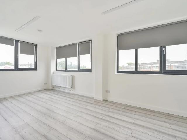 Apartment at Deer Park Road, Greater London