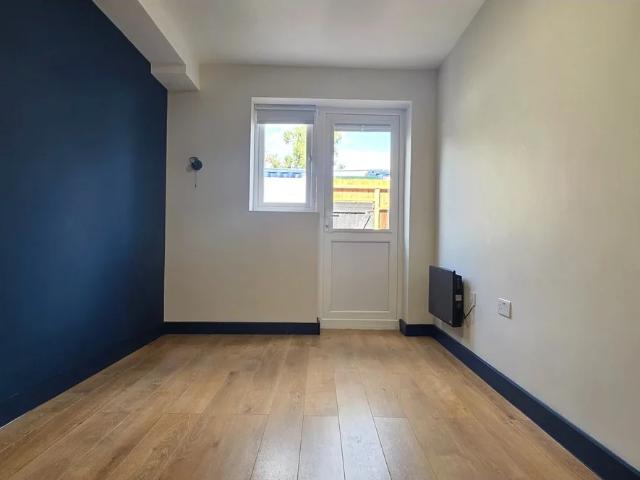 Apartment at Dendridge Close, Greater London