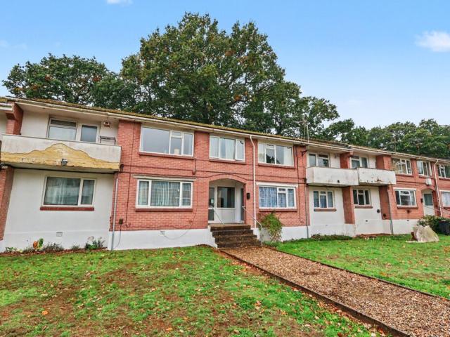 Apartment at Deneve Avenue, Poole