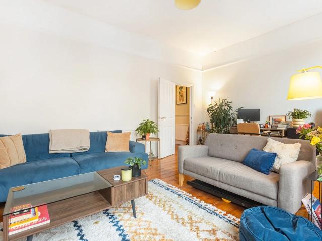 Apartment at Deronda Road, Greater London