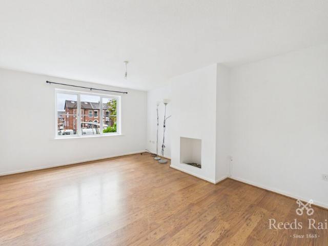 Apartment at Dialstone Lane, Stockport