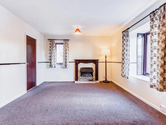 Apartment at Dickinson Court, Wakefield