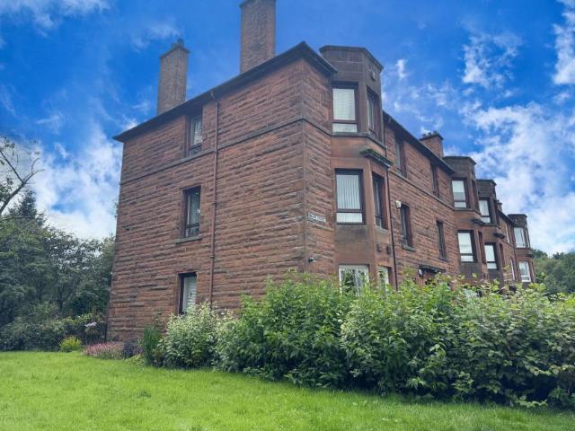 Apartment at Dinart Street, Glasgow