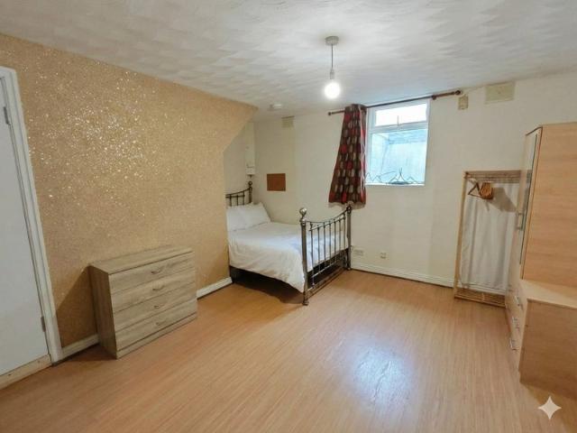 Apartment at Dirkhill Road, Bradford