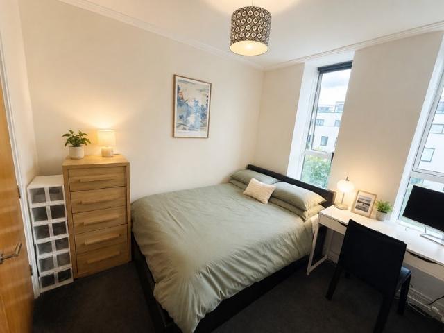 Apartment at Drayton Park, Greater London