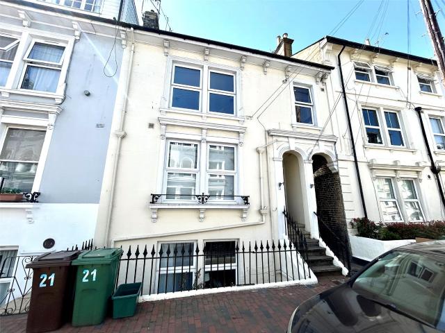 Apartment at Dudley Road, Tunbridge Wells