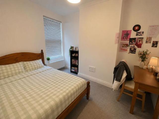 Apartment at Durham Road, Greater London