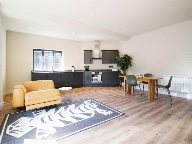 Apartment at Dyer Street, Cotswold District