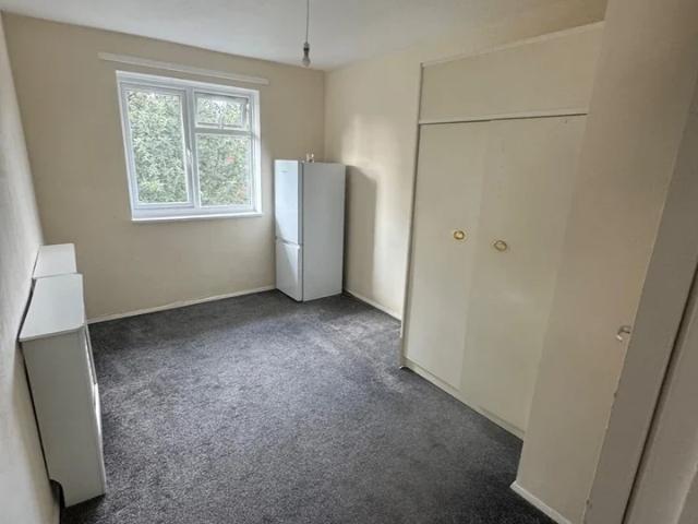 Apartment at Dyke Drive, Greater London