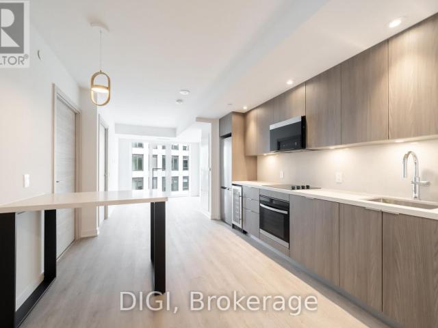apartment at E725 485 PERTH AVENUE, Toronto, Ontario, M6N0B9