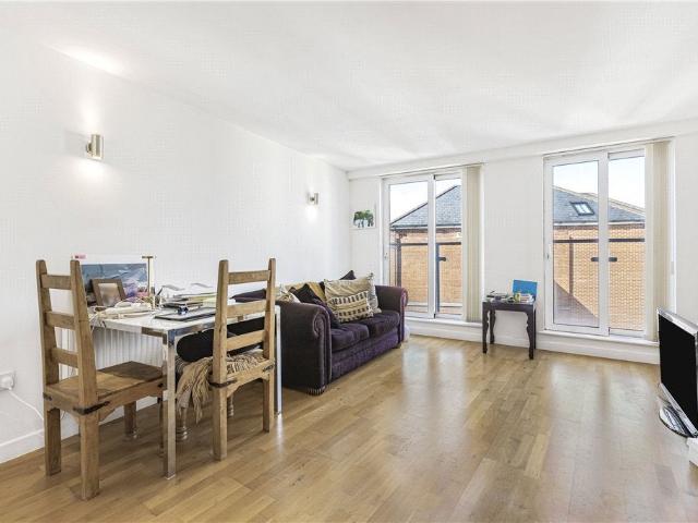 Apartment at Enfield Road, Greater London