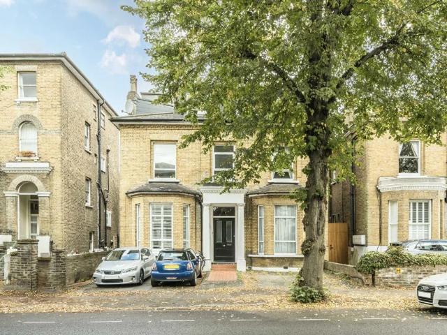 Apartment at Eaton Rise, Greater London