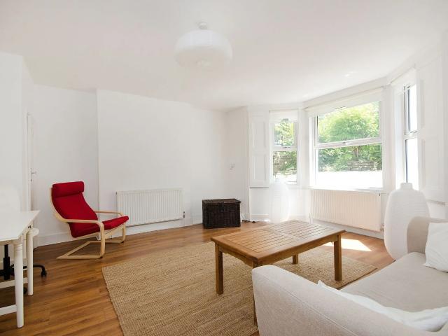 Apartment at Eaton Rise, Greater London