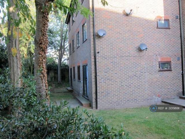 Apartment at Ealing Road, Greater London