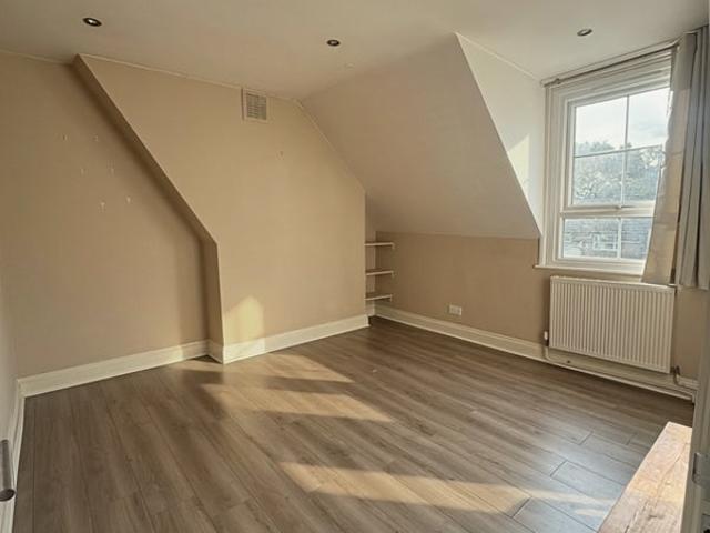 Apartment at East Dulwich Grove, Greater London