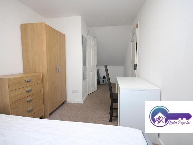 Apartment at East Ferry Road, Greater London