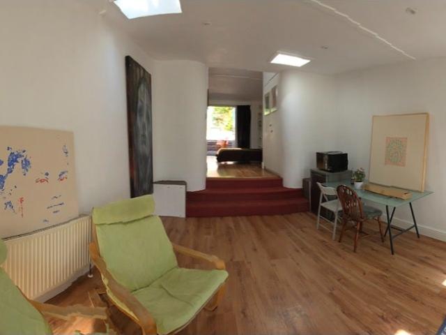 Apartment at East Hill, Greater London
