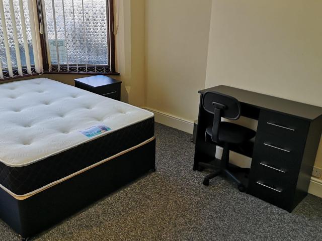 Apartment at East Park Road, Leicester