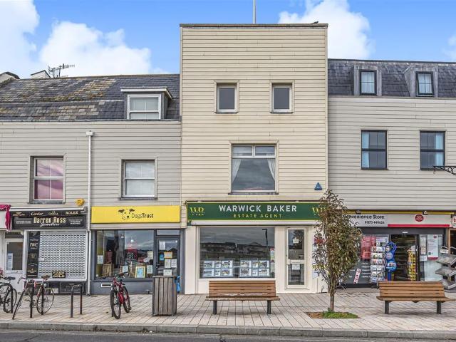 Apartment at Eastern Close, Adur