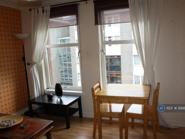 Apartment at Eastwood Avenue, Glasgow
