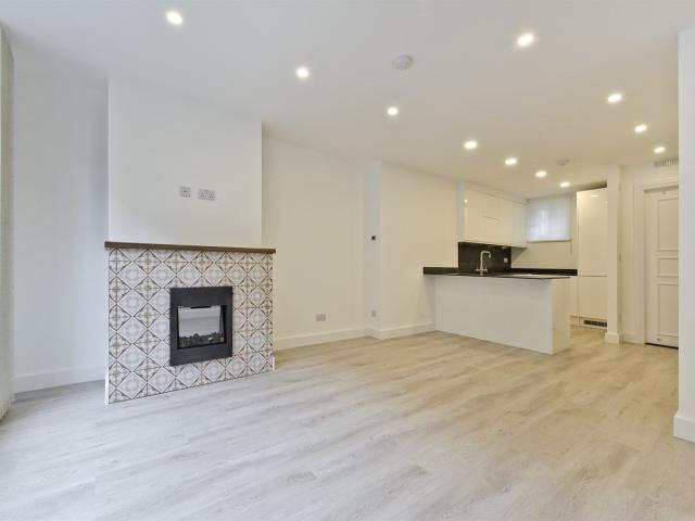 Apartment at Eden Close, Greater London