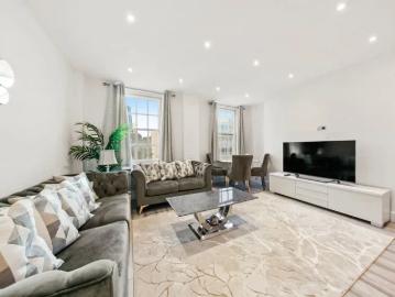 Apartment at Edgware Road, City of Westminster