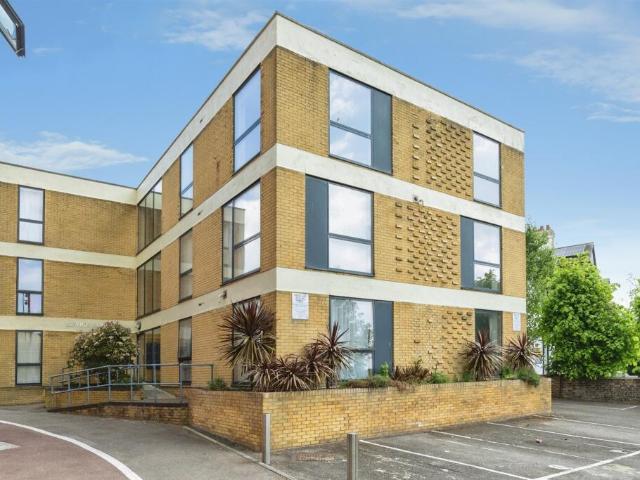 Apartment at Elwick Lane, Ashford