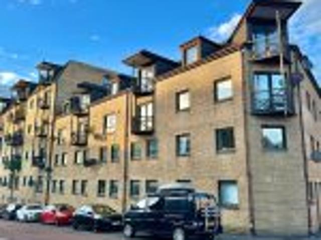 Apartment at Elliot Street, Glasgow