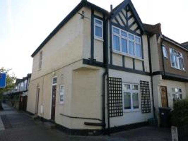 Apartment at Elm Road, Greater London