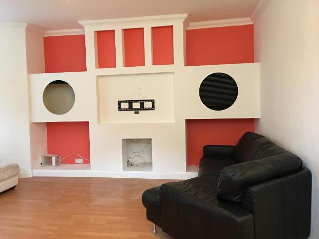 Apartment at Elm Road, Plymouth