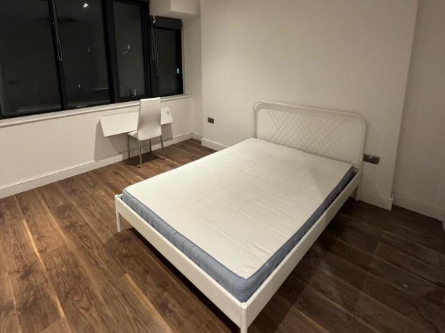 Apartment at Elmgrove Road, Greater London