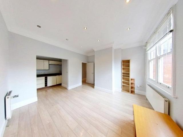 Apartment at Elms Road, Leicester