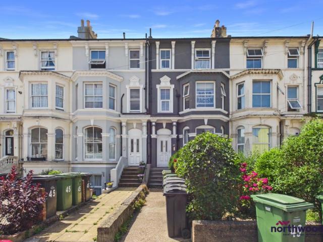 Apartment at Elphinstone Road, St Leonards