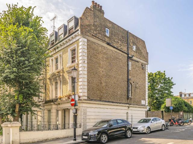 Apartment at Elsham Road, Greater London
