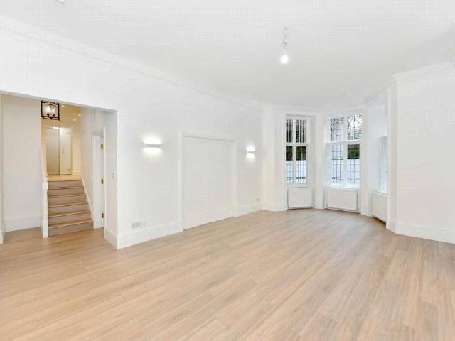 Apartment at Elsworthy Road, Greater London