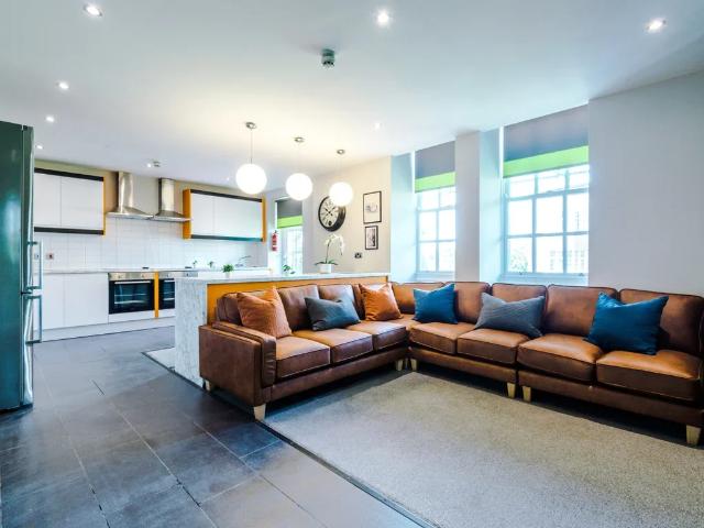 Apartment at Eskdale Terrace, Newcastle upon Tyne