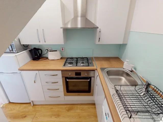 Apartment at Esslemont Avenue, Aberdeen City