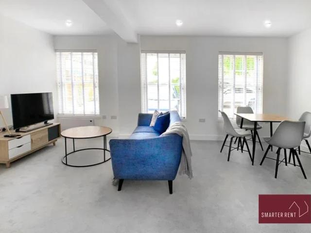 Apartment at Eton Court, Eton