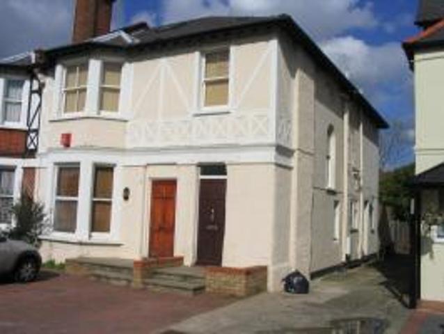 Apartment at Ewell Road, Greater London