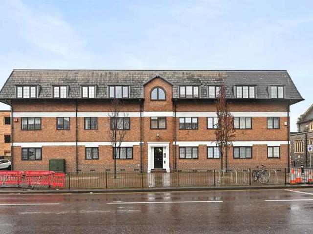 Apartment at Exchange Road, Watford