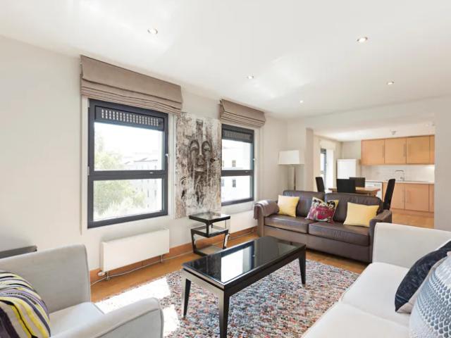 Apartment at Exhibition Road, City of Westminster